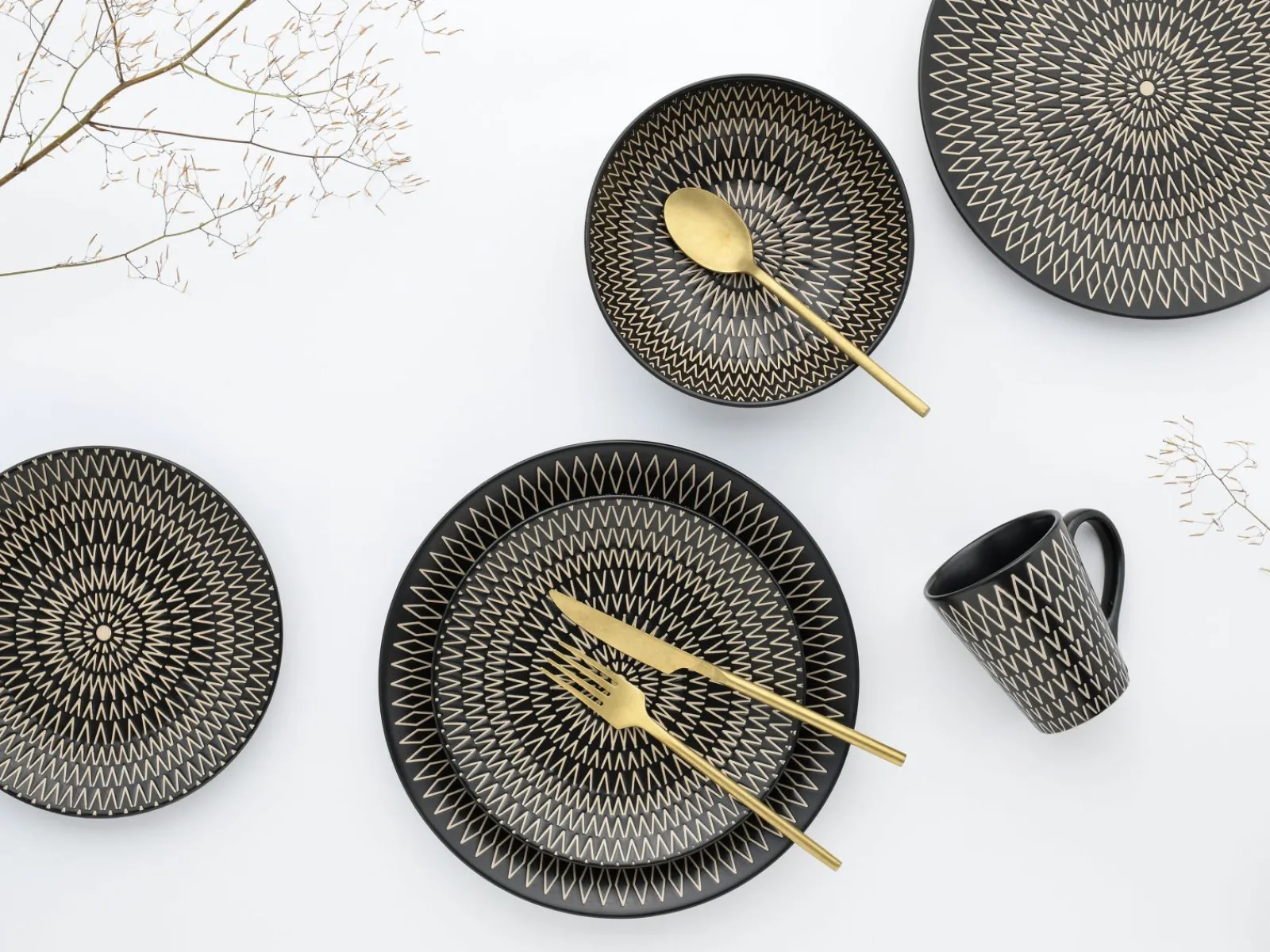 Creatable Geschirrset|Crafted - Kombiservice 16-tlg - Black