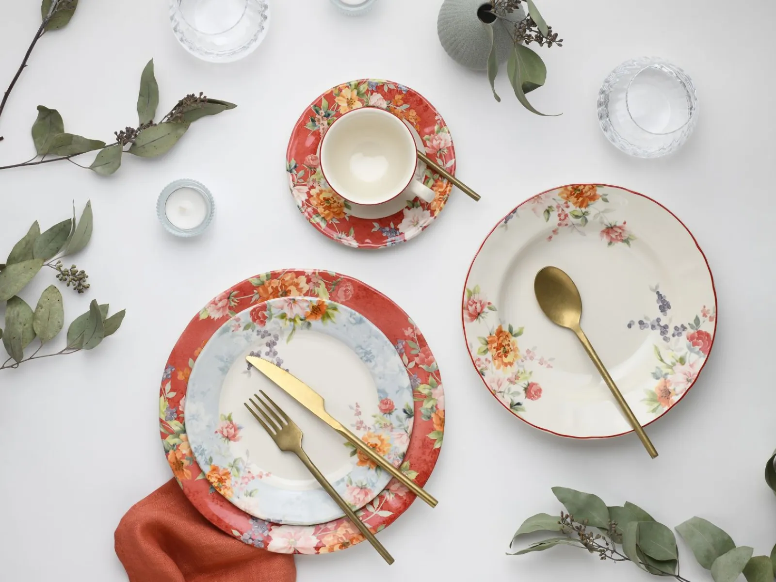 Creatable Geschirrset|Crimson - Kombiservice 30-tlg - creme