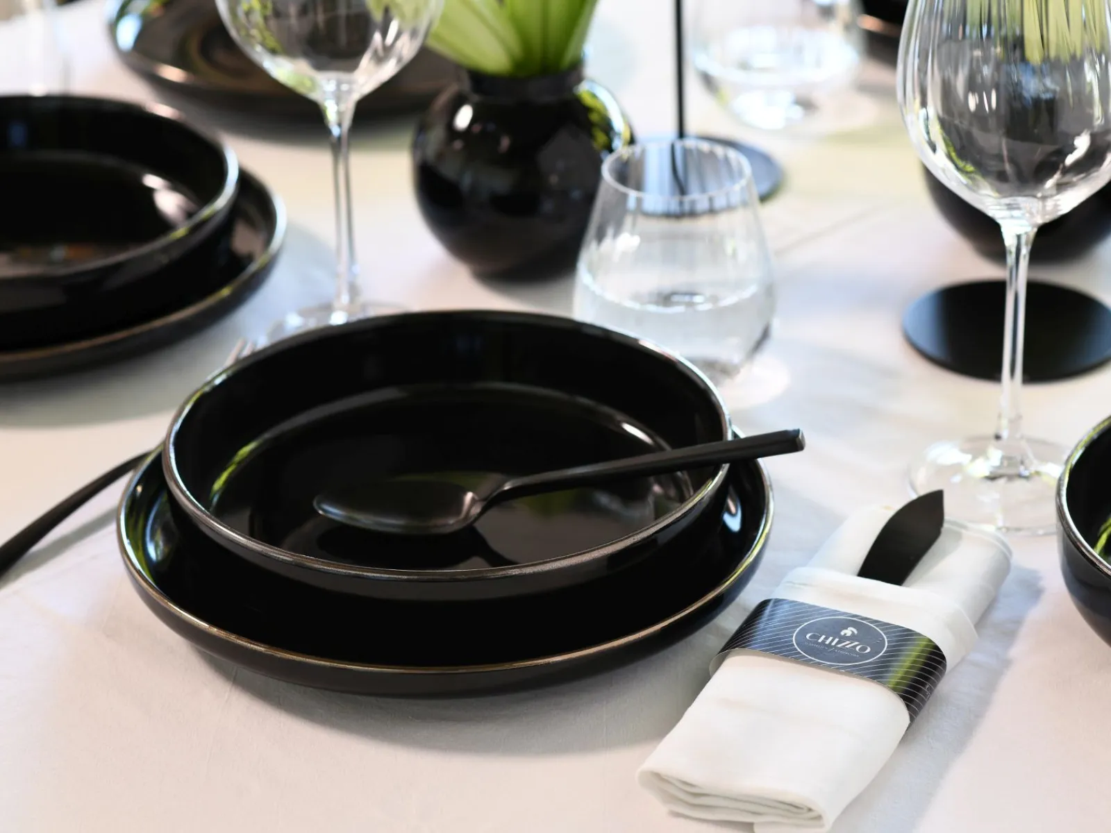 Creatable Geschirrset|Nordic Festive - Tafelservice 12-tlg - Schwarz
