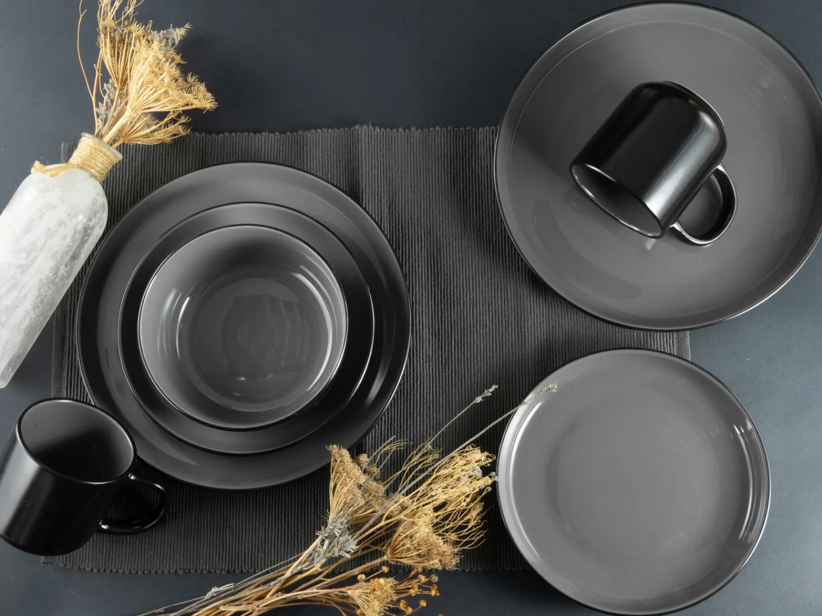 Creatable Geschirrset|Nordic - Kombiservice 16-tlg - Cool Black Grey