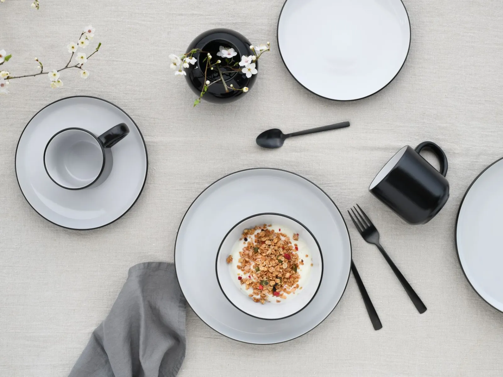 Creatable Geschirrset|Nordic - Kombiservice 16-tlg - Cool Black Grey