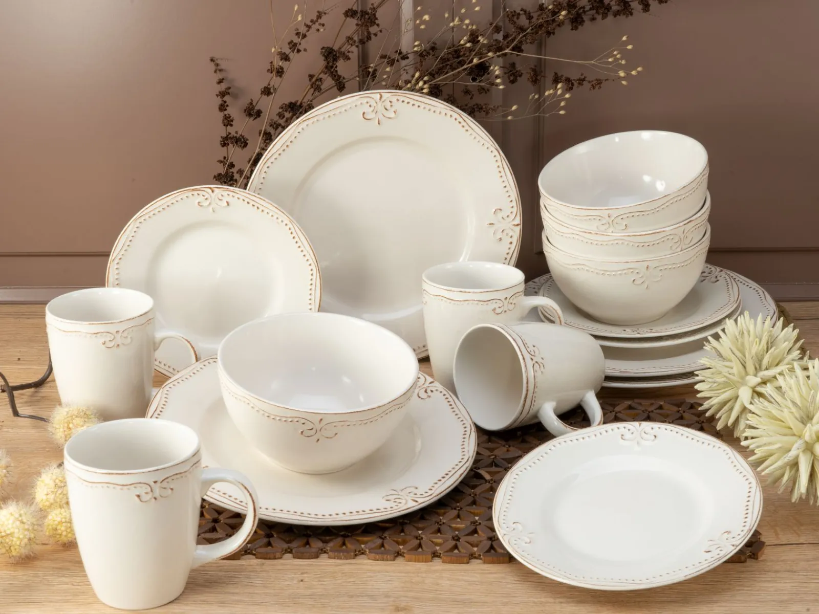 Creatable Geschirrset|Romantic Vintage - Kombiservice 16-tlg - creme