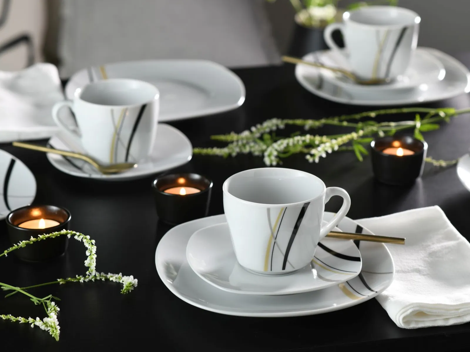 Creatable Geschirrset|Square - Kaffeeservice 18-tlg - Orchidee