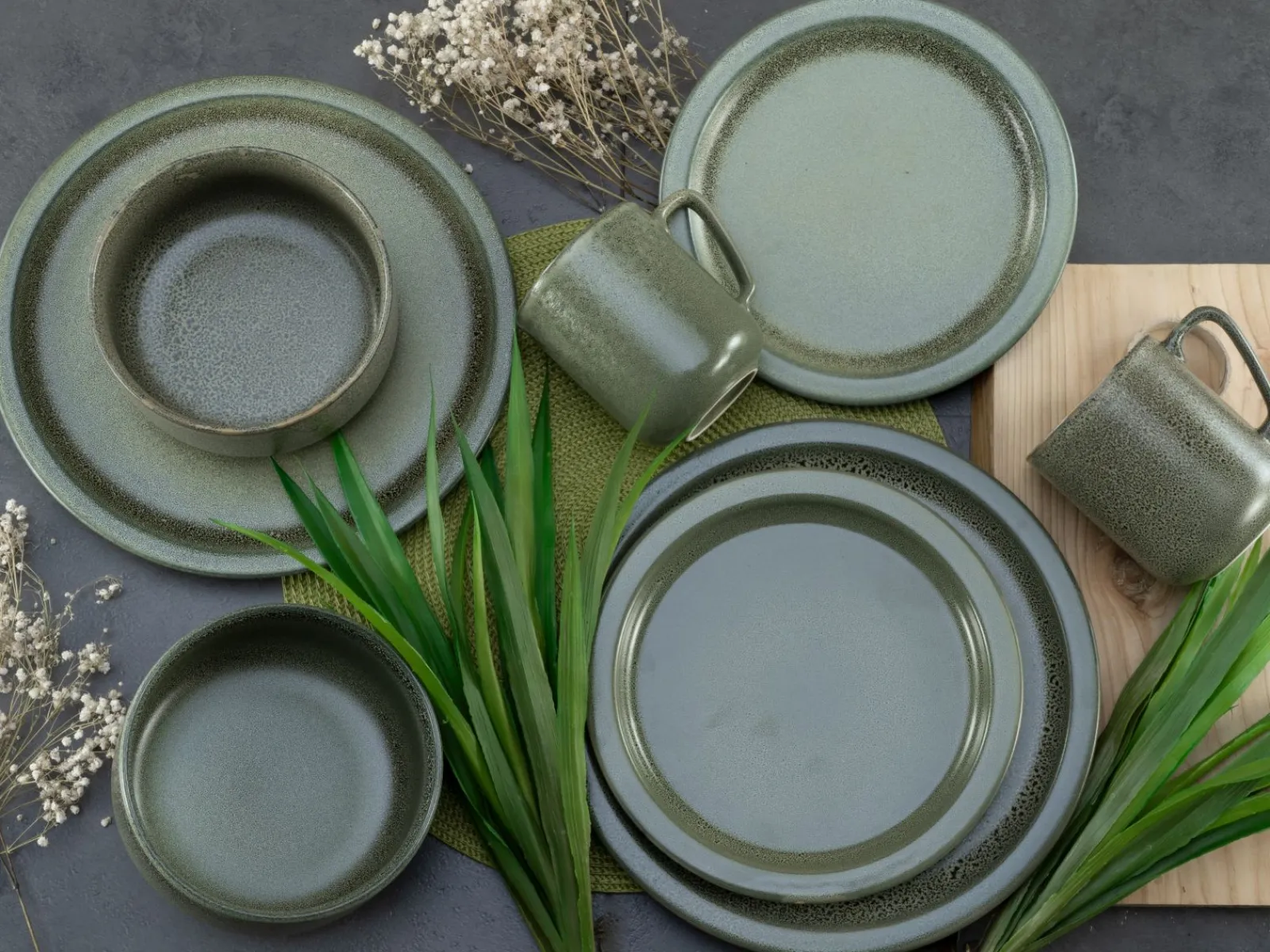 Creatable Geschirrset|Sylt - Kombiservice 8-tlg - Dark green
