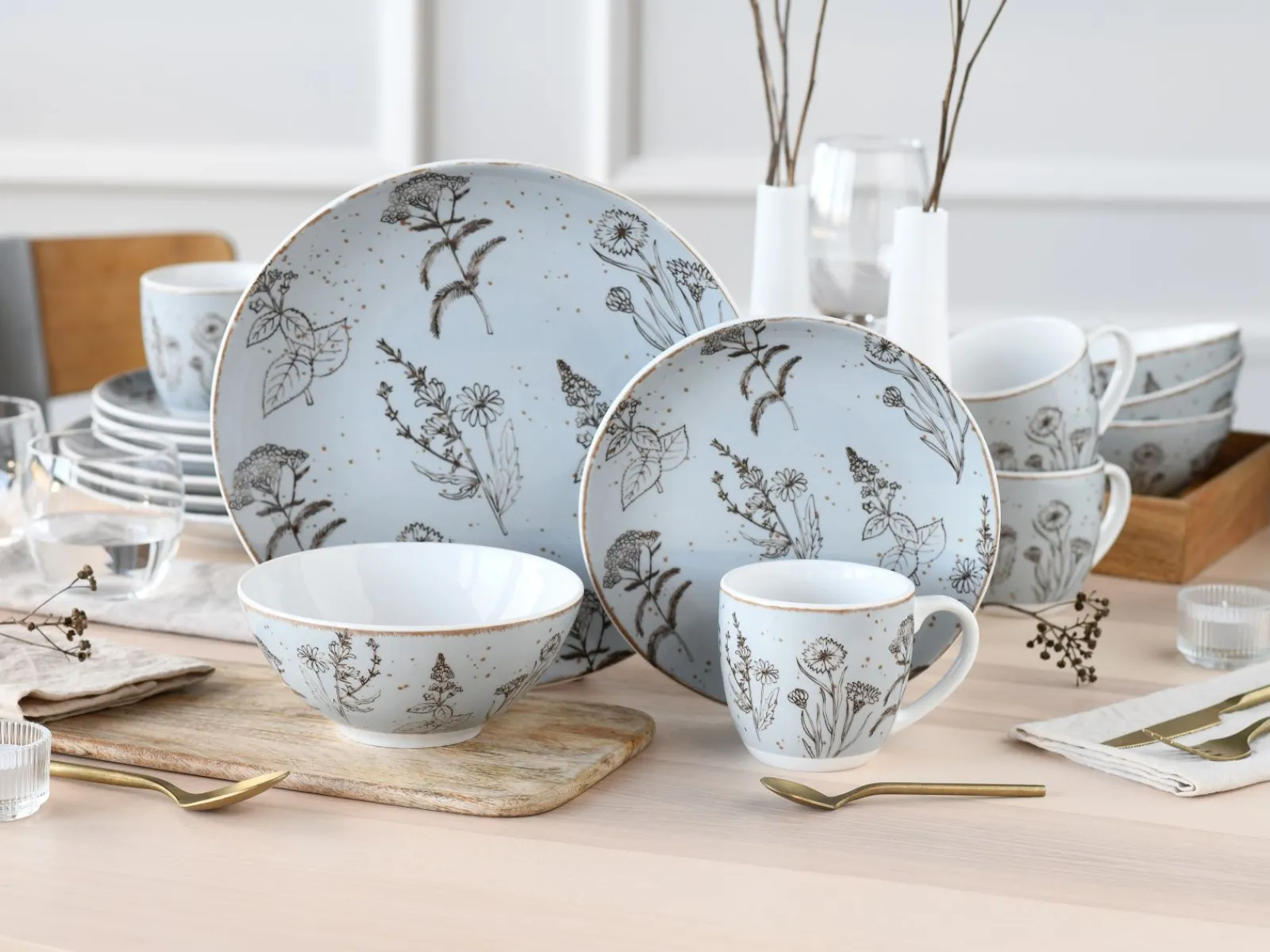 Creatable Geschirrset|Vintage Flowers - Kombiservce 16-tlg - Stein